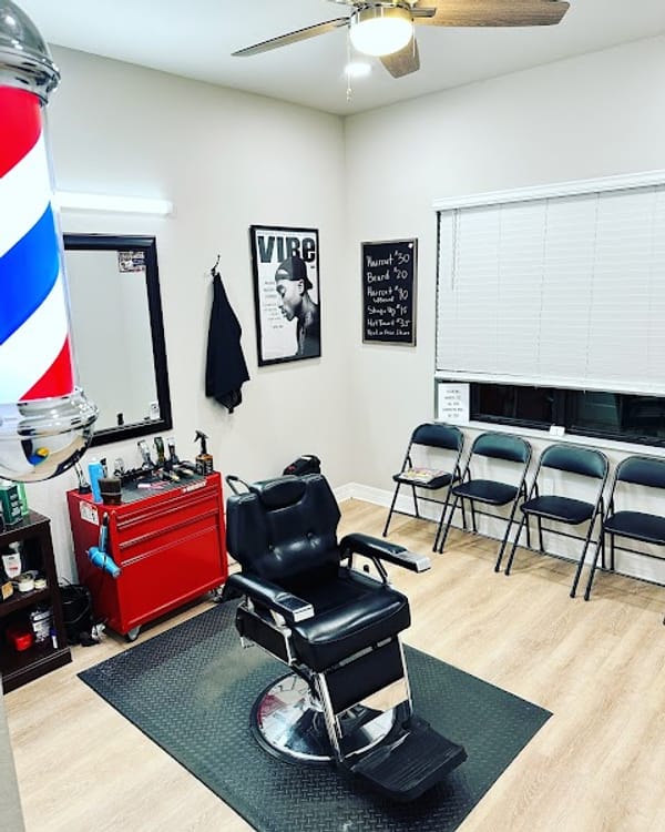 The Naples Barber, Naples Barberhead
