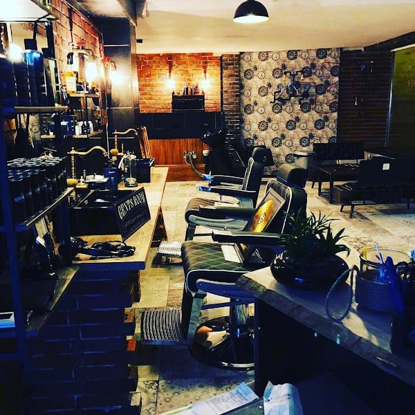 Elegance Hairdesign NEUBURG, Neuburg An Der Donau Barberhead